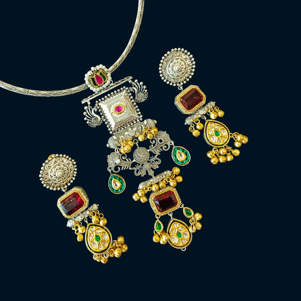 Handcrafted Dual-Tone Necklace – Silver & Gold Plated