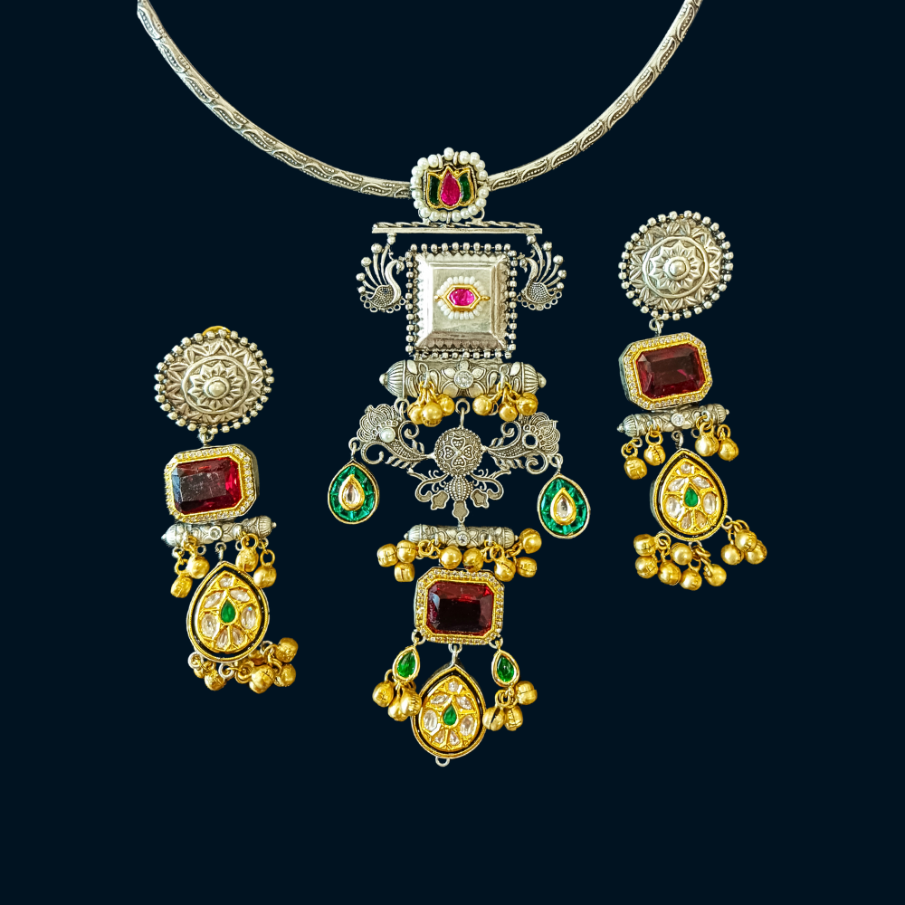 Handcrafted Dual-Tone Necklace – Silver & Gold Plated