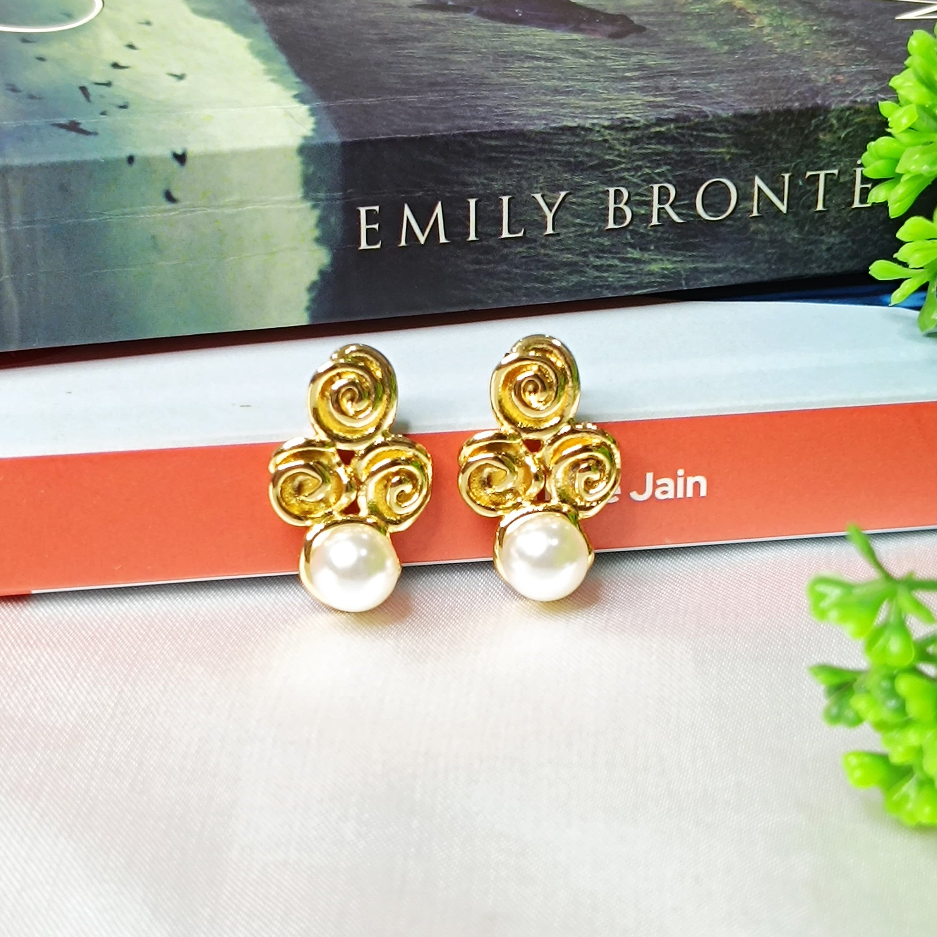 Beautiful Fresh Water Pearl Gold Plated Earrings