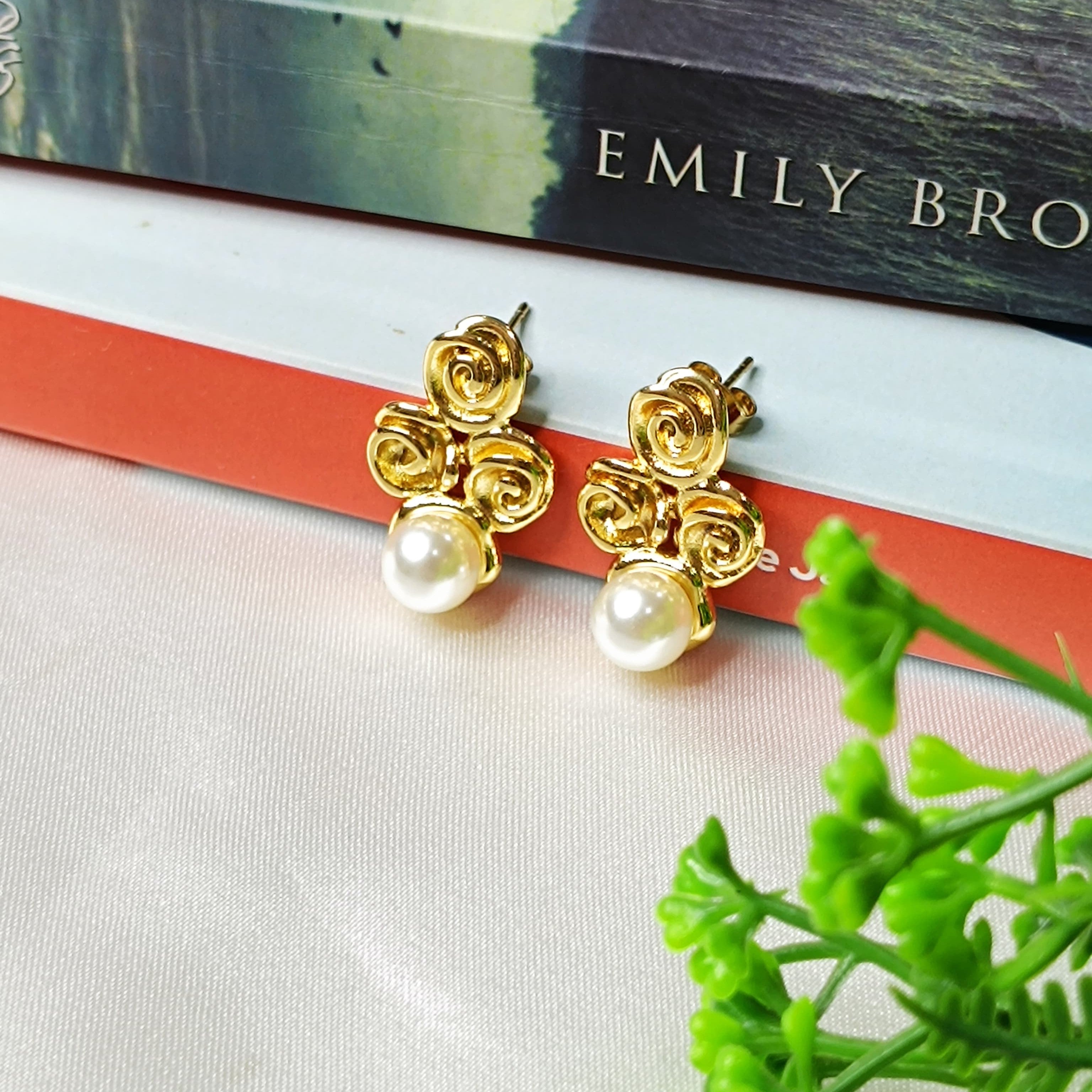 Beautiful Fresh Water Pearl Gold Plated Earrings