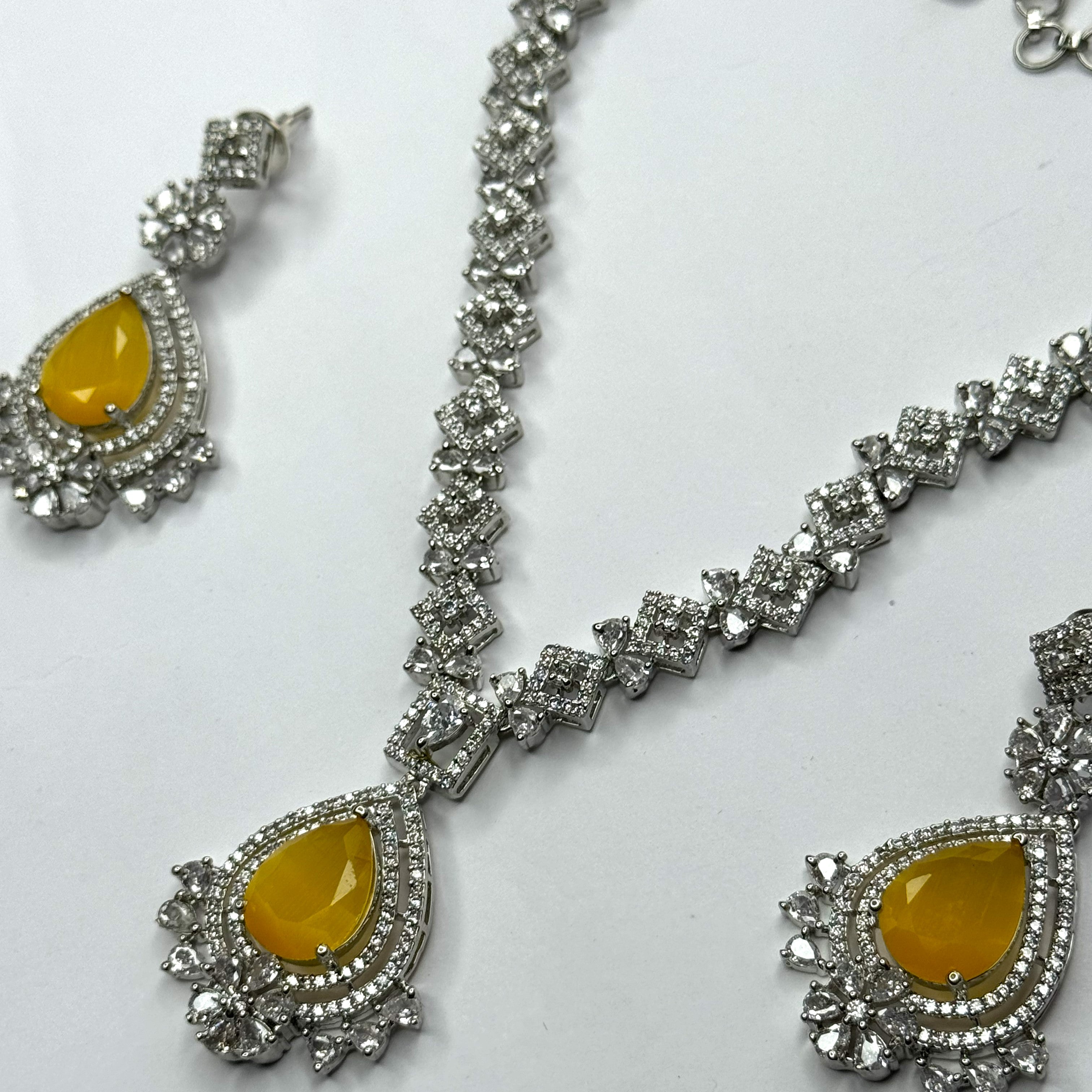 Beautiful_Yellow_AD_Necklace_Design