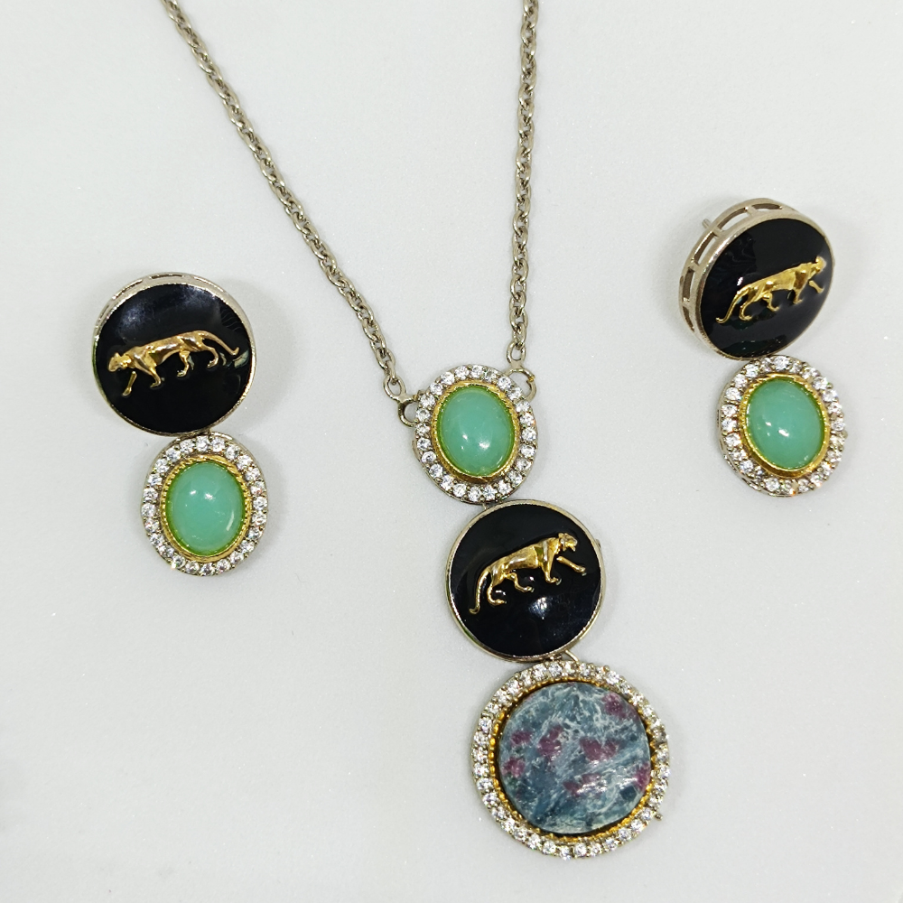 Sabyasachi Inspired Necklace Set