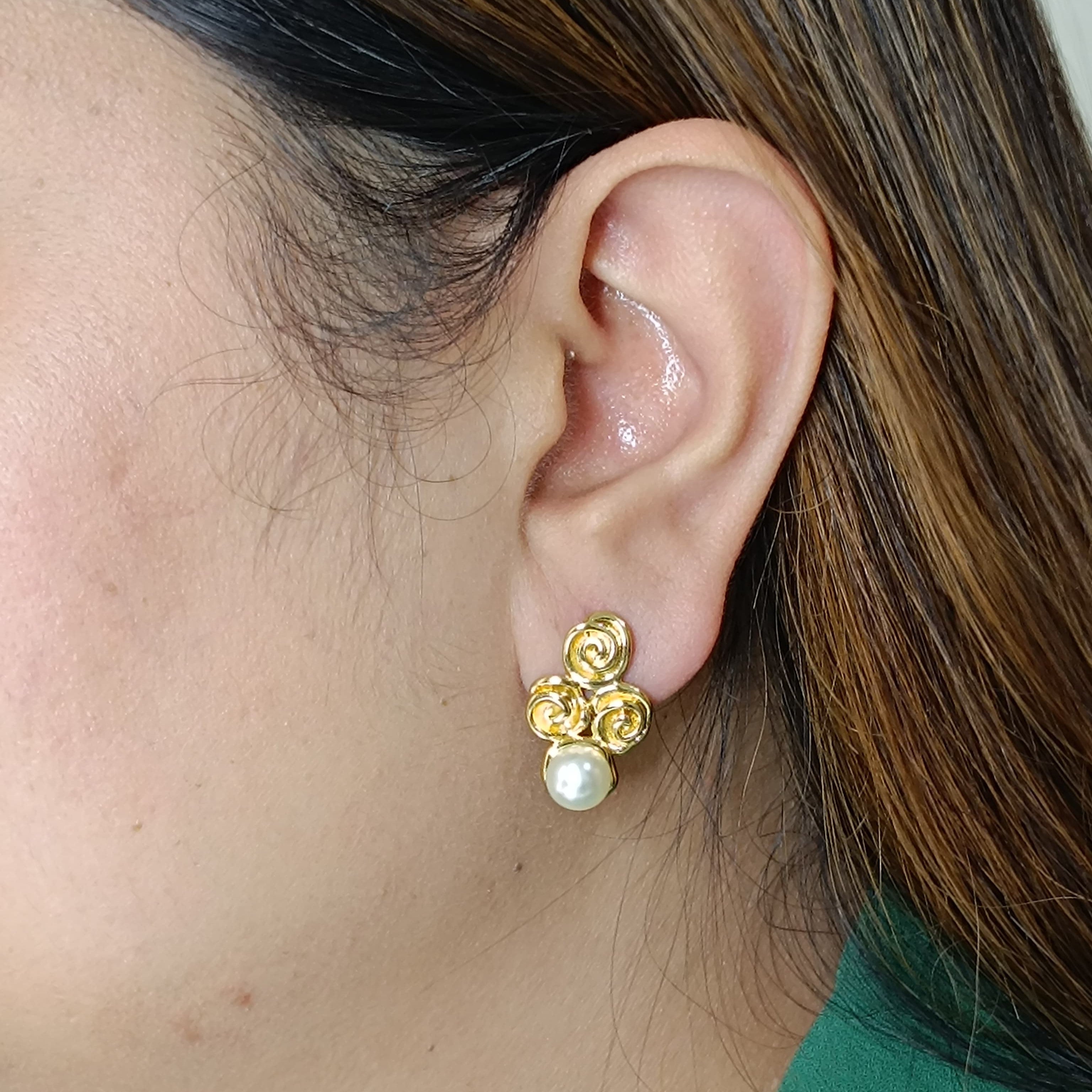 Beautiful Fresh Water Pearl Gold Plated Earrings